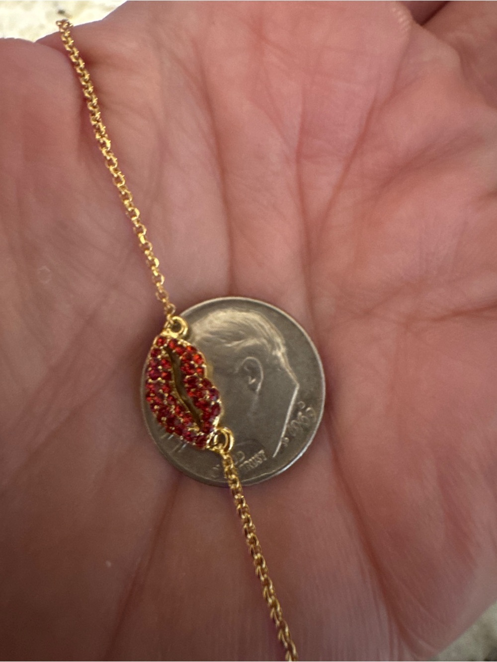 Kate Spade Hit The Town Lips Pendant Necklace - Picture 3 of 7
